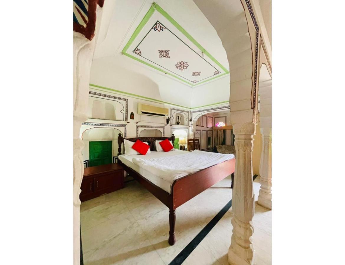 Singhasan Haveli, Mandawa Apartment Exterior photo