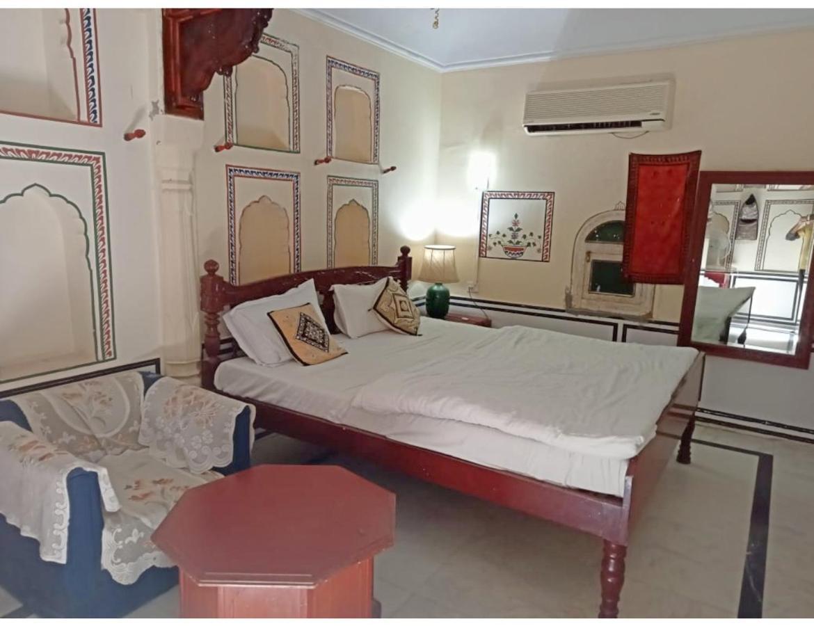 Singhasan Haveli, Mandawa Apartment Exterior photo